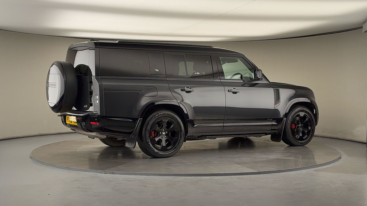 More views of Land Rover Defender 130