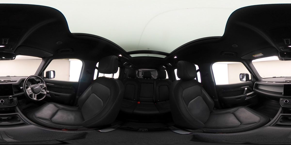 More views of Land Rover Defender 110