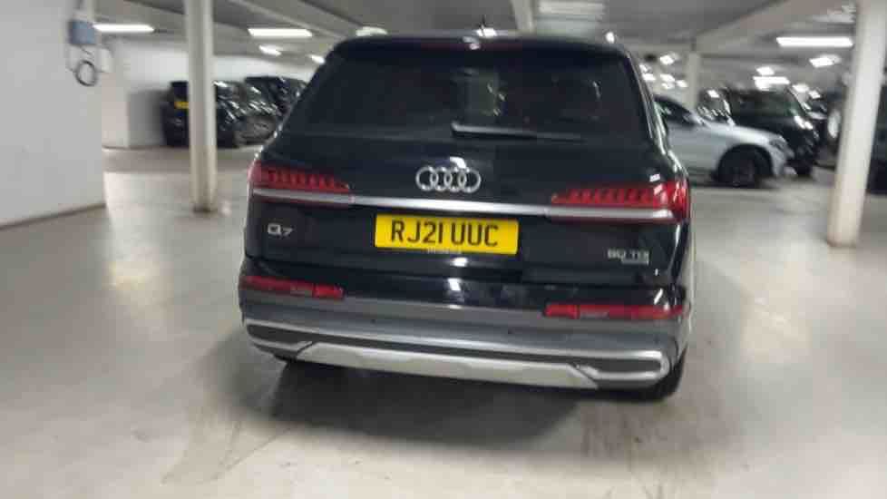 More views of Audi Q7