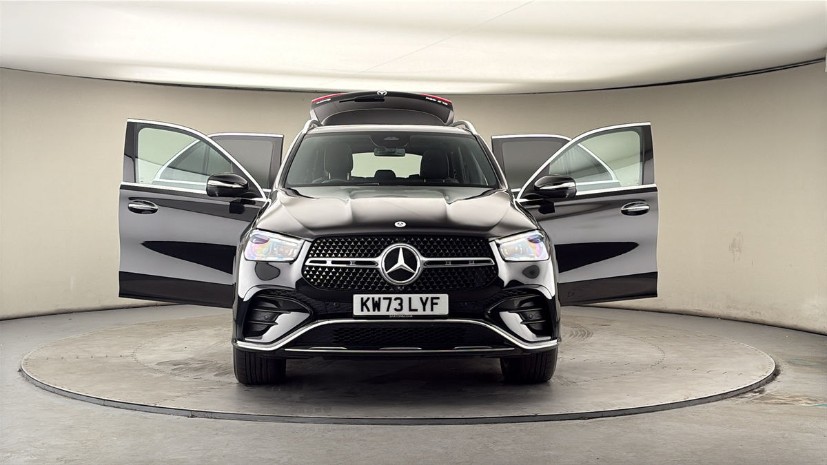 More views of Mercedes-Benz GLE