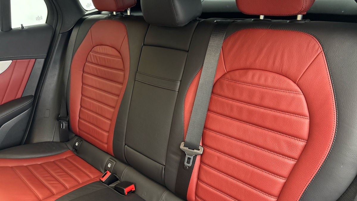 Mercedes-Benz GLC Image 8