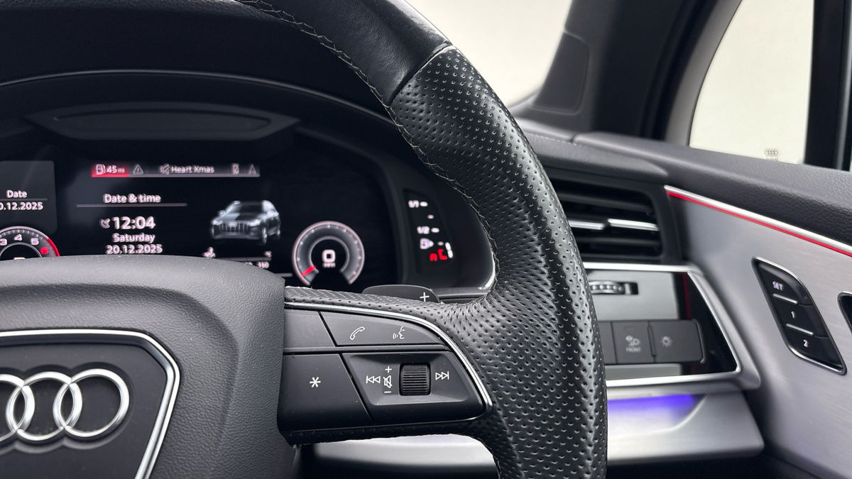 Audi Q7 Image 14