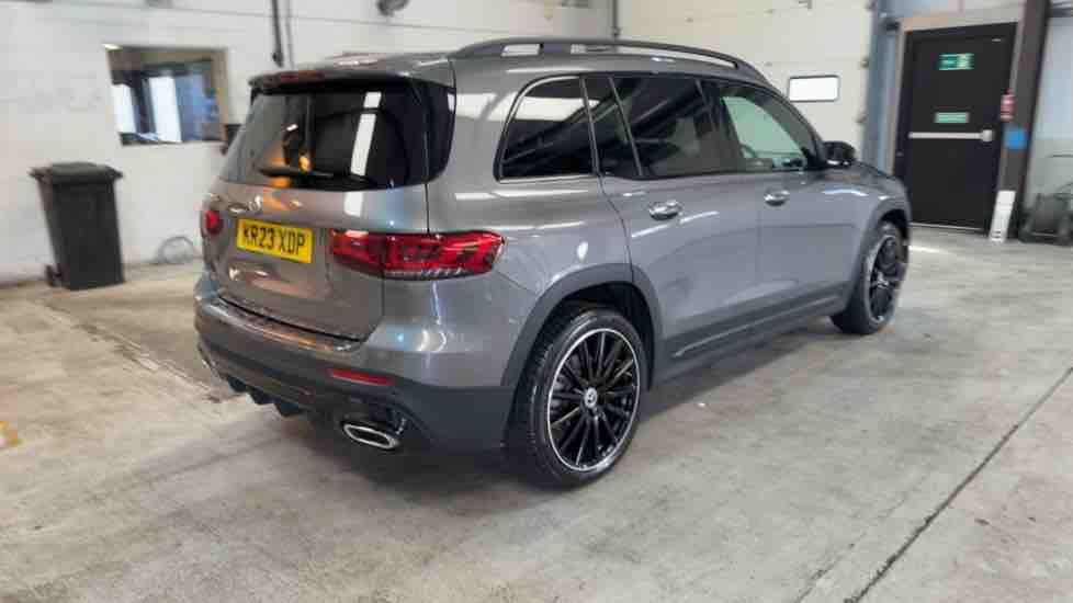 More views of Mercedes-Benz GLB