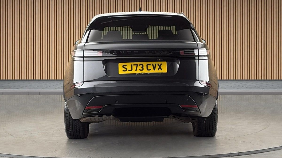 Land Rover Range Rover Velar Image 4