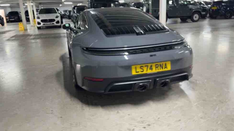 More views of Porsche 911
