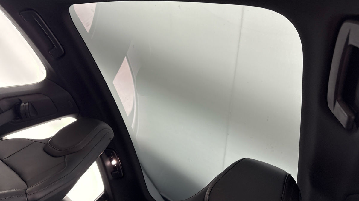 Porsche Taycan Image 6