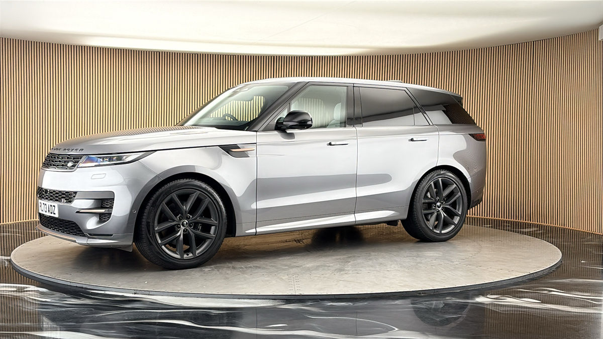 More views of Land Rover Range Rover Sport