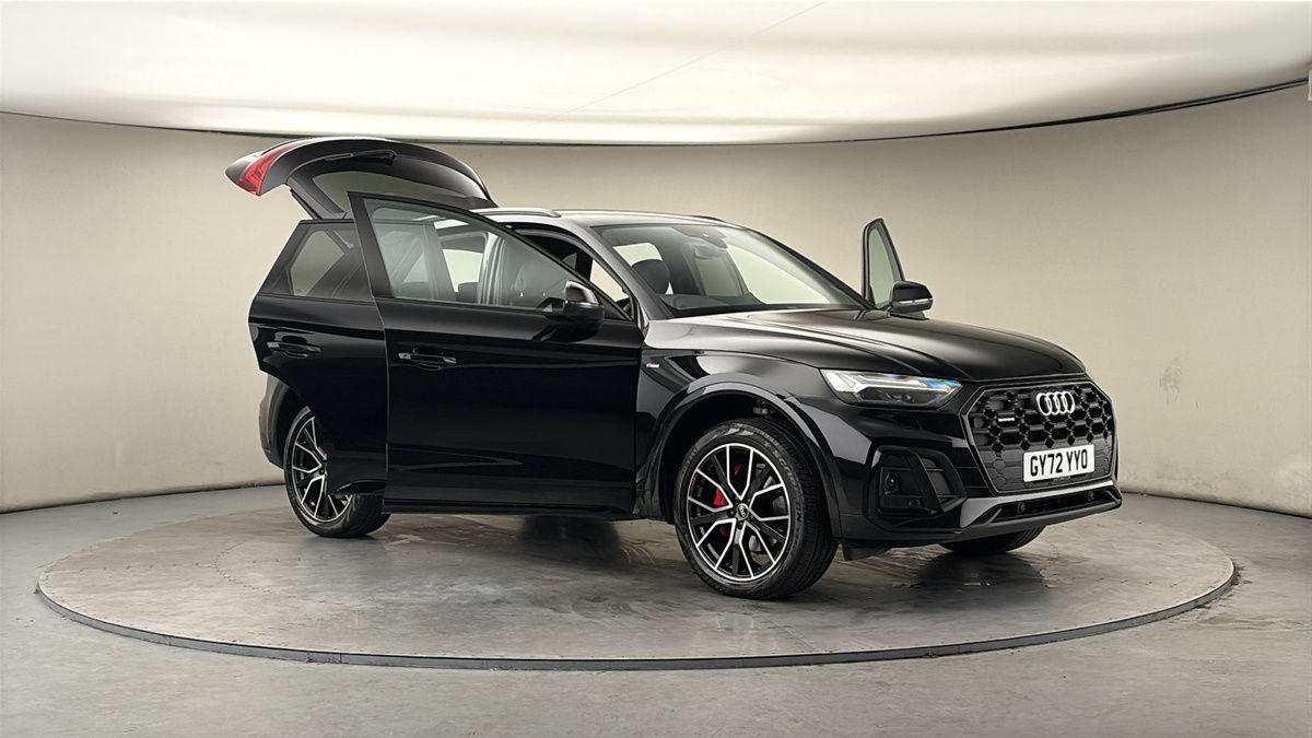 More views of Audi Q5