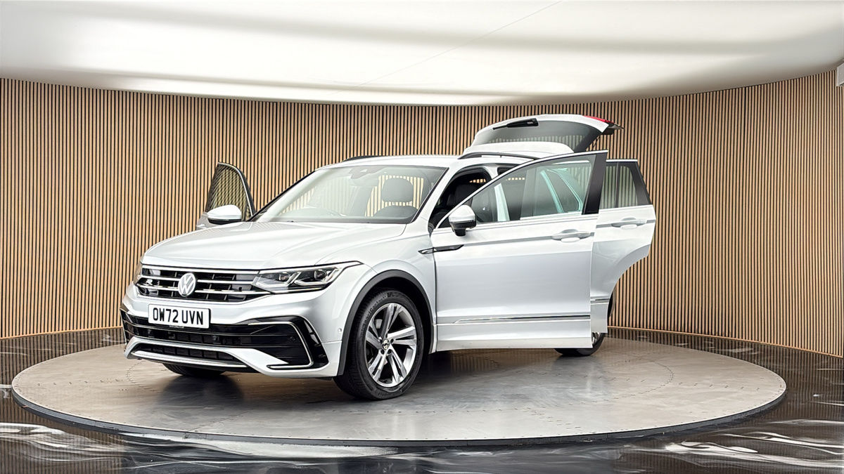 More views of Volkswagen Tiguan