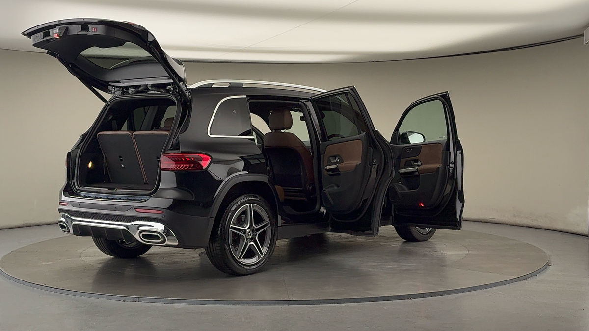 More views of Mercedes-Benz GLB