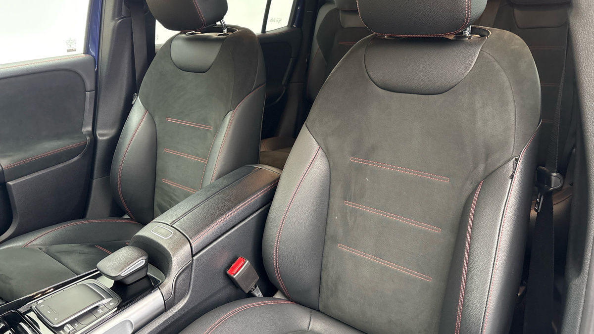 Mercedes-Benz GLB Image 7