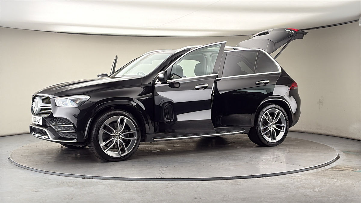 More views of Mercedes-Benz GLE