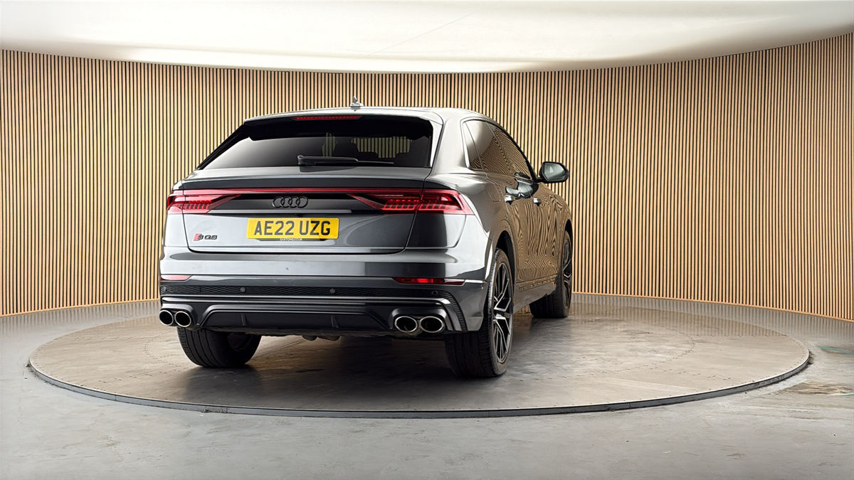 More views of Audi SQ8