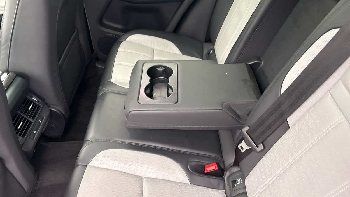 Land Rover Range Rover Evoque Image 9