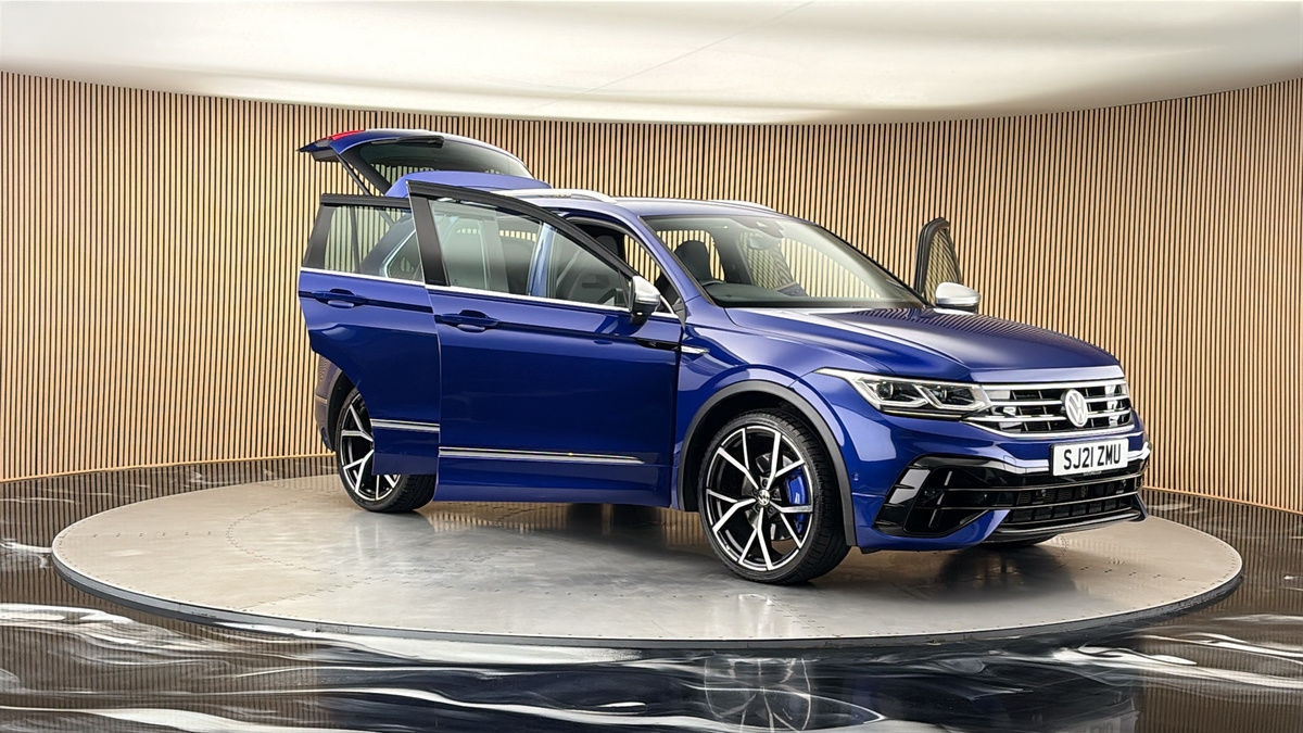 More views of Volkswagen Tiguan