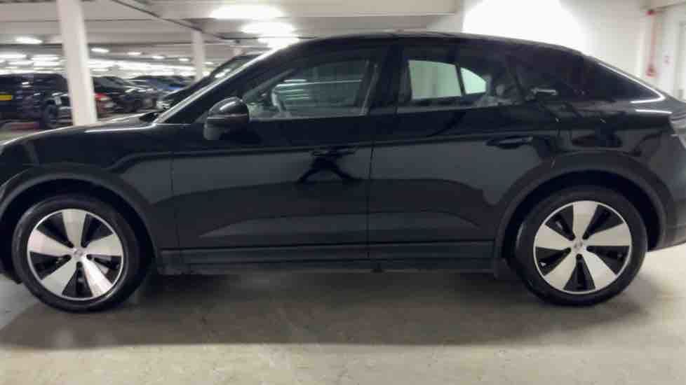 More views of Porsche Macan