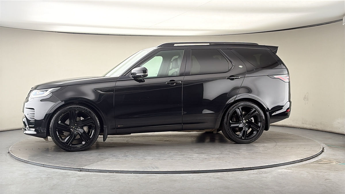 More views of Land Rover Discovery
