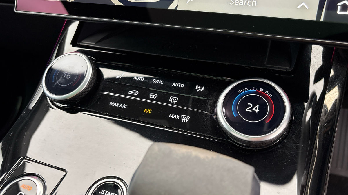 Land Rover Range Rover Sport Image 31