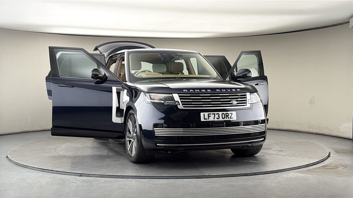 More views of Land Rover Range Rover