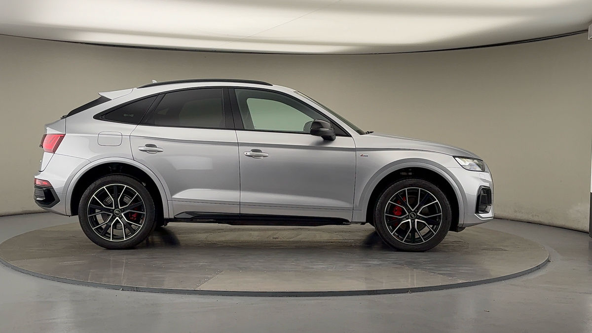 Audi Q5 Image 16