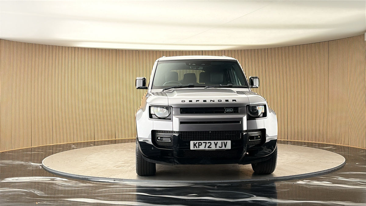 More views of Land Rover Defender 130