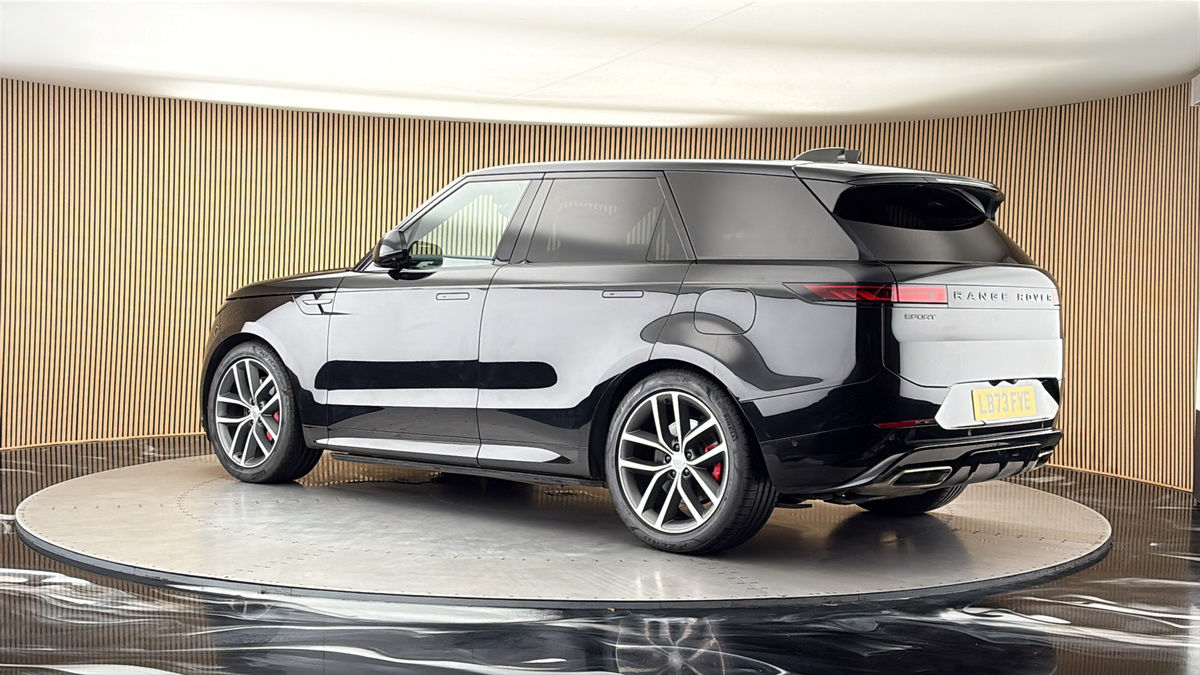More views of Land Rover Range Rover Sport