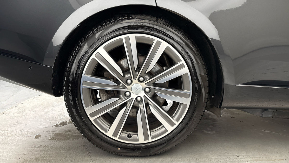 Land Rover Range Rover Image 10