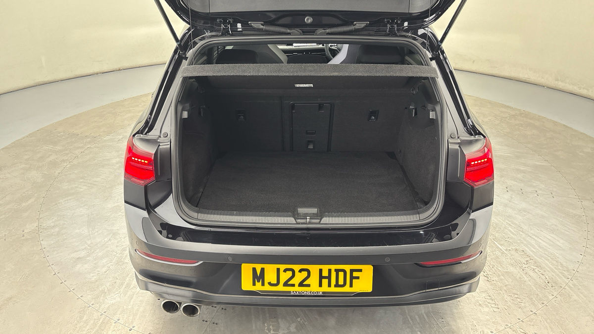 Volkswagen Golf Image 11