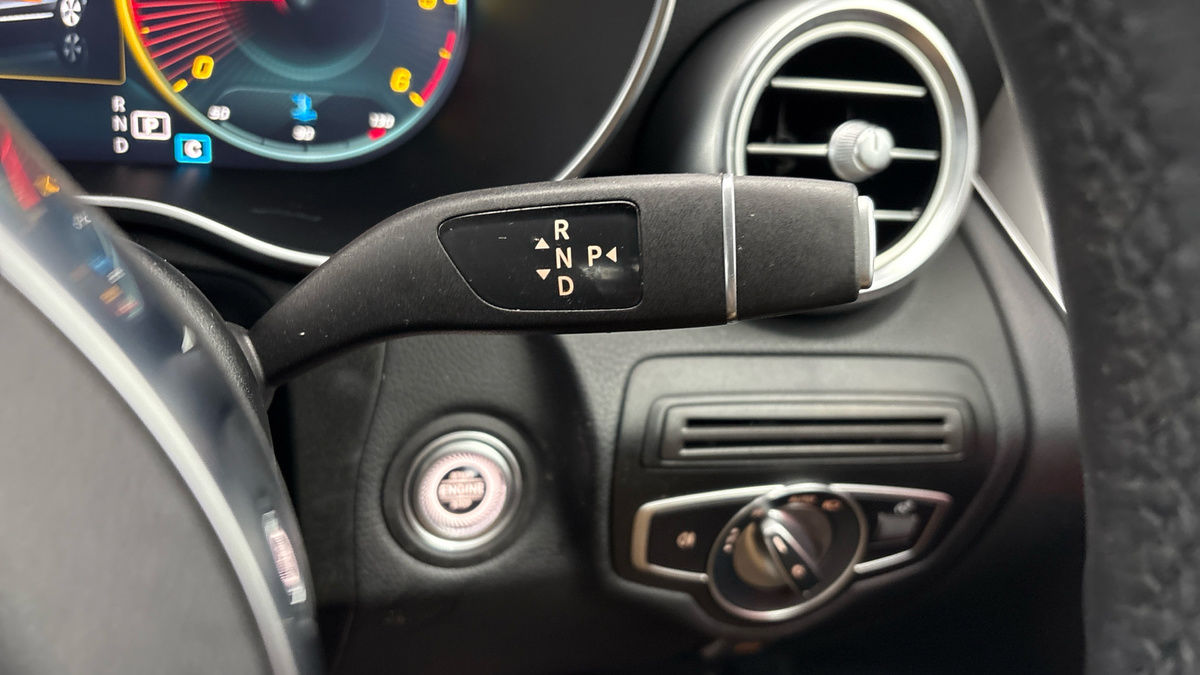 Mercedes-Benz GLC Image 6