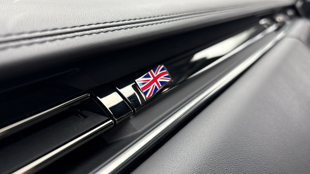 Land Rover Range Rover Sport Image 27