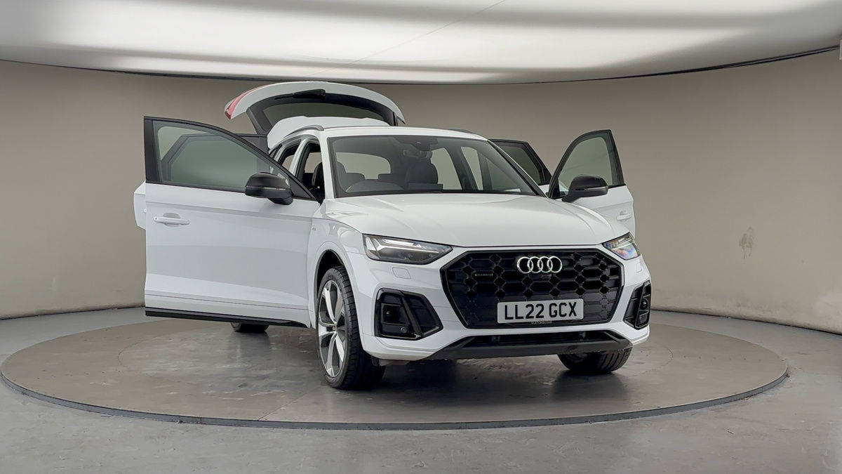 More views of Audi Q5