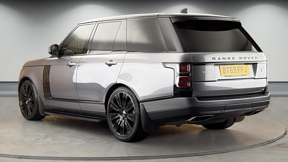 Land Rover Range Rover Image 2