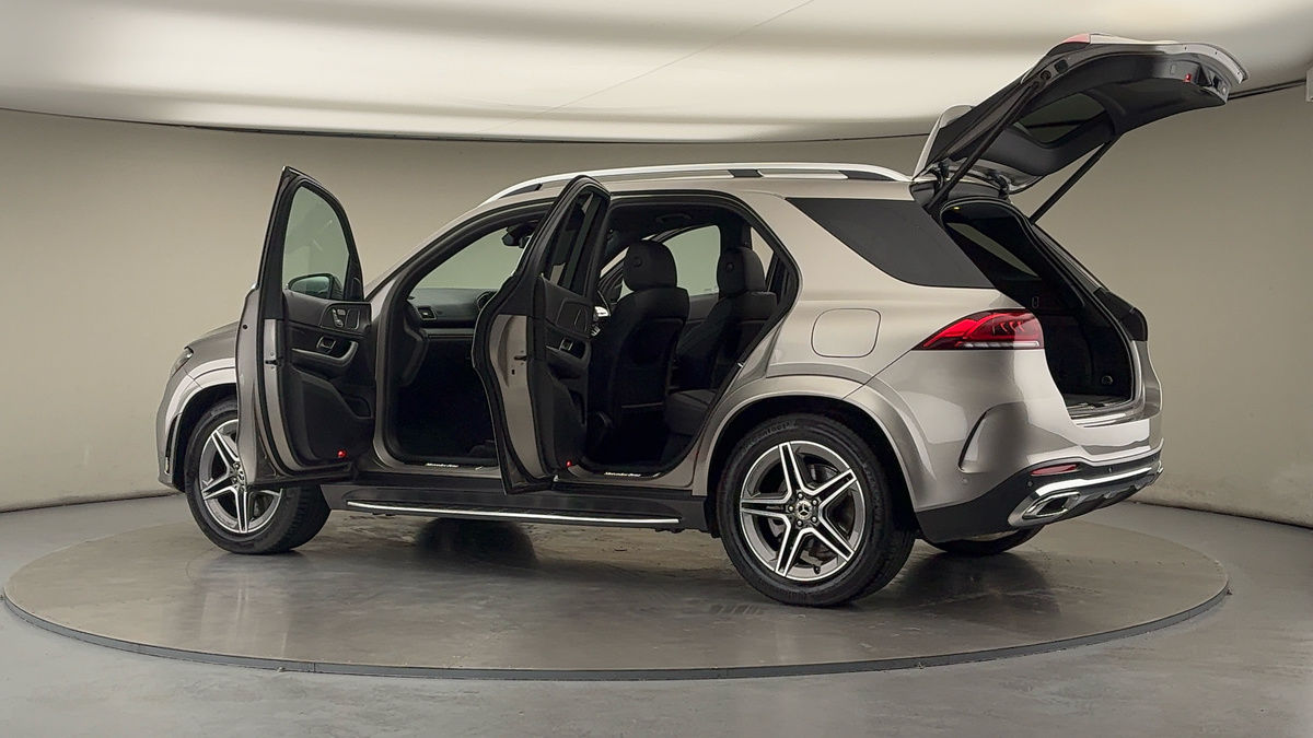 More views of Mercedes-Benz GLE