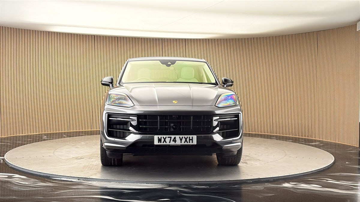 More views of Porsche Cayenne