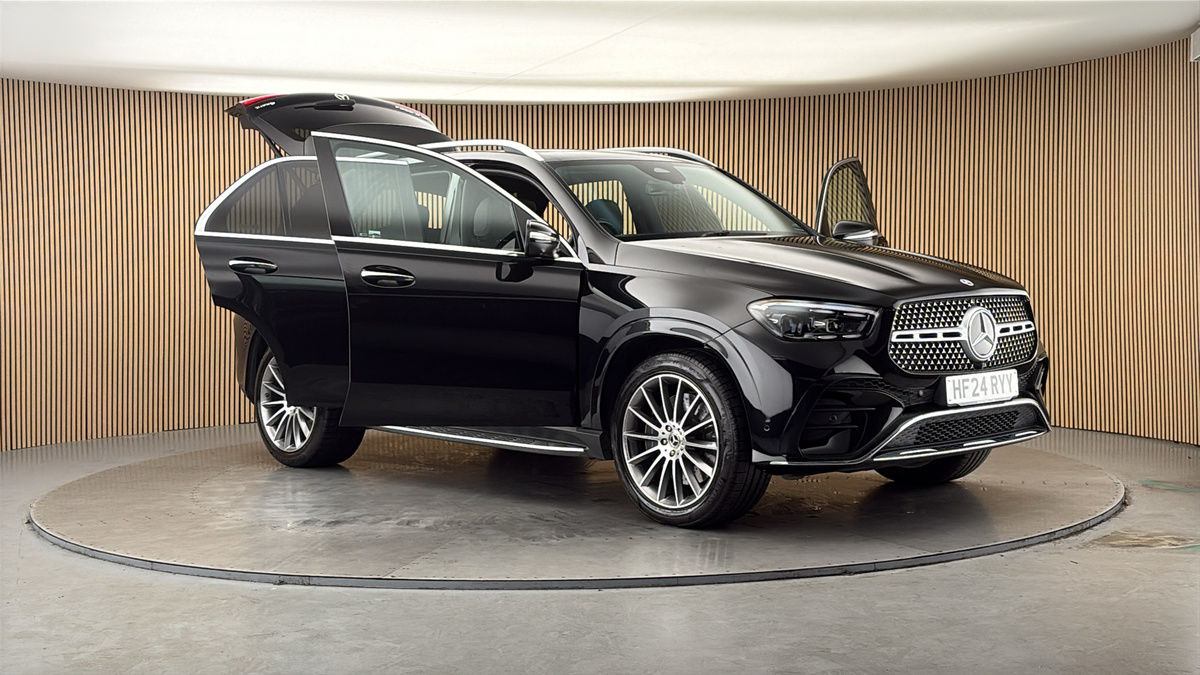 More views of Mercedes-Benz GLE