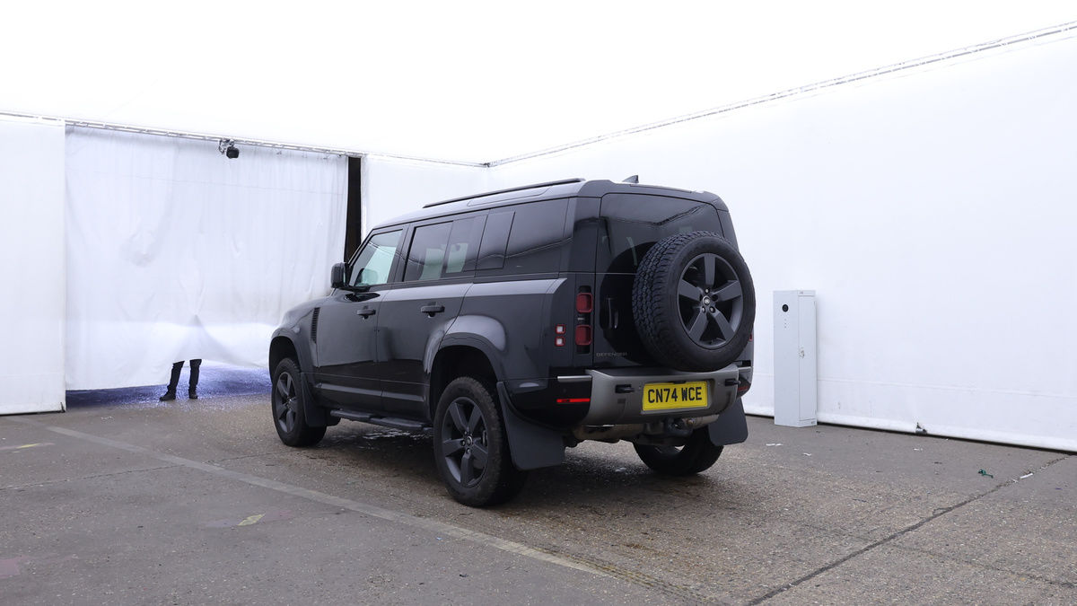 Land Rover Defender 110 Urban Image 5