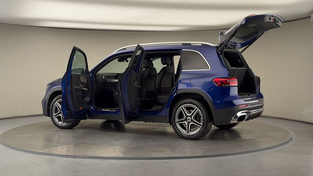 More views of Mercedes-Benz GLB