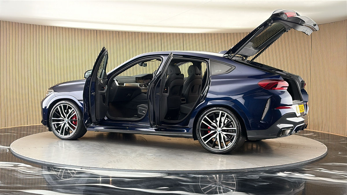 More views of BMW X6