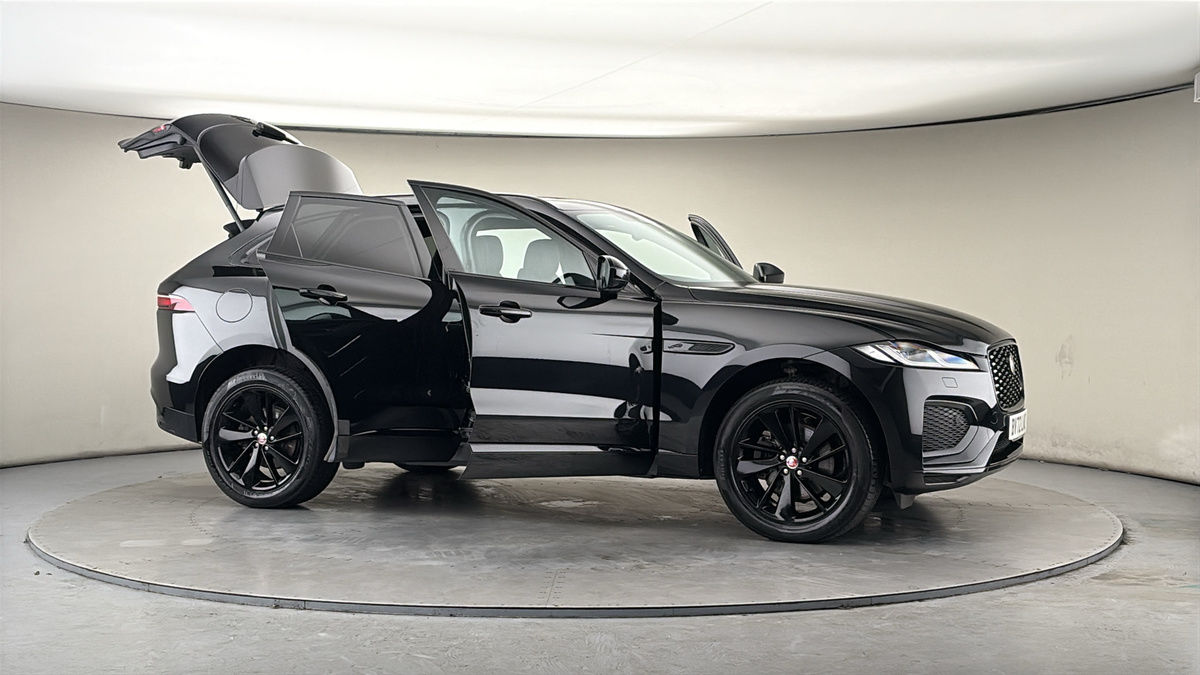 More views of Jaguar F-PACE