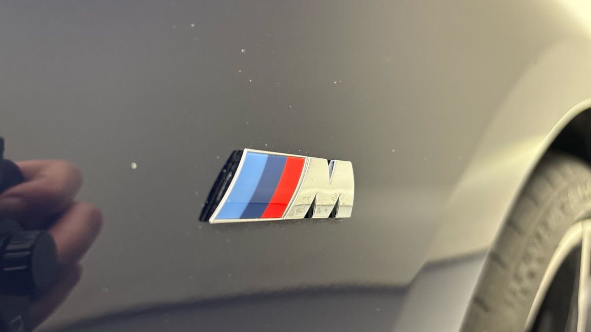 BMW 8 Series Image 25