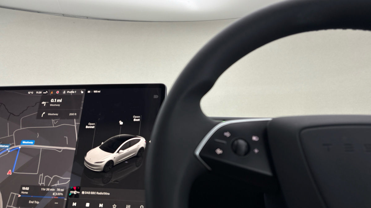 Tesla Model 3 Image 13