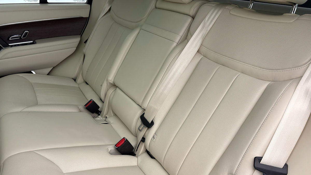 Land Rover Range Rover Image 8
