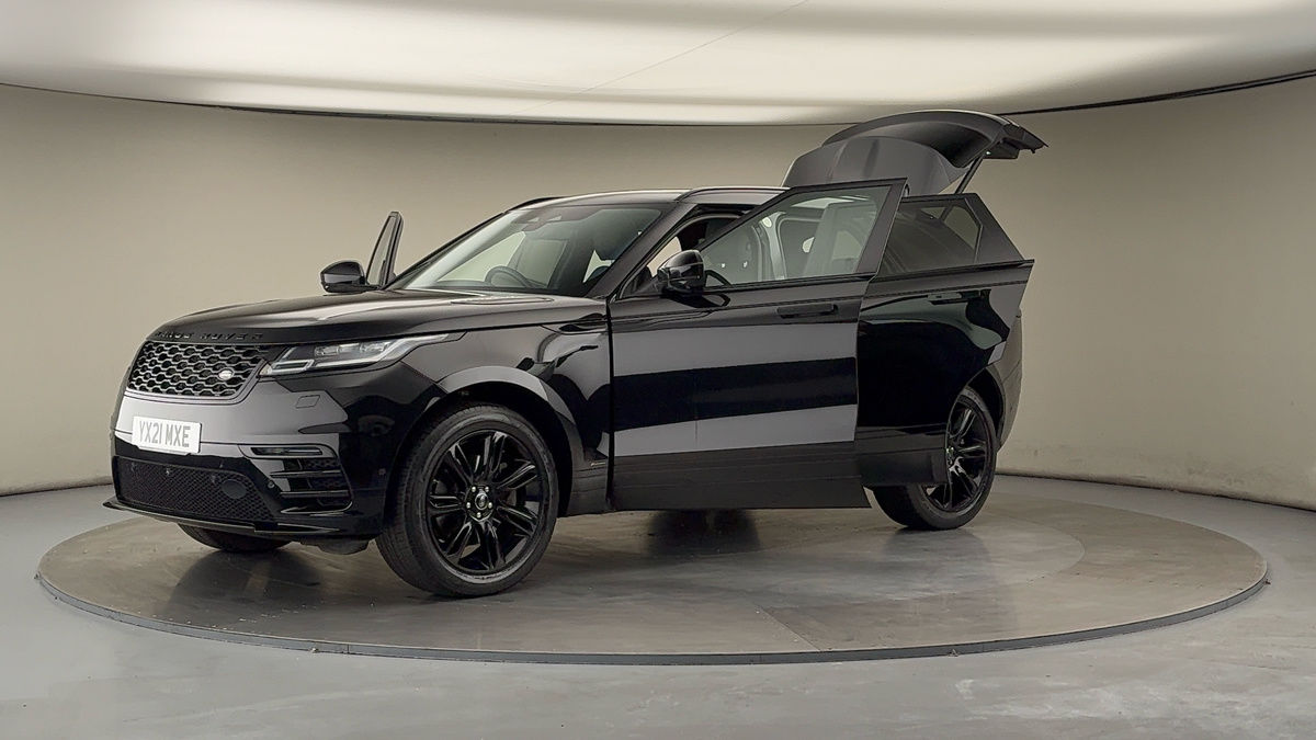 Land Rover Range Rover Velar Image 44