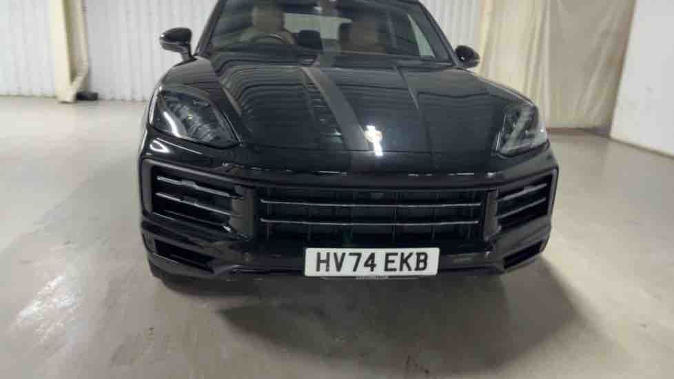 More views of Porsche Cayenne