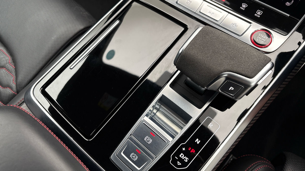 Audi RSQ8 Image 6