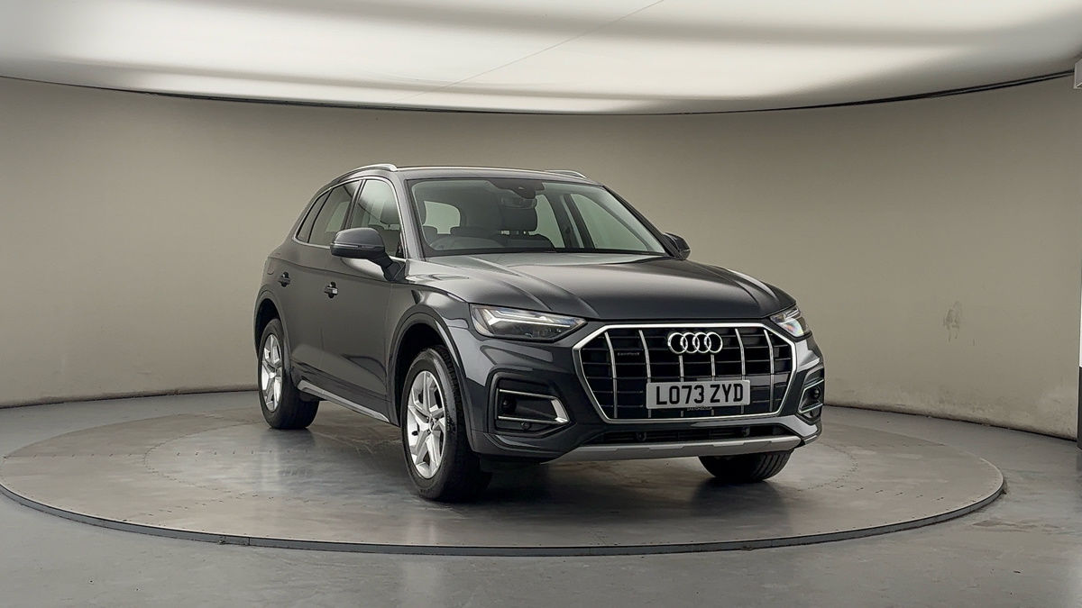 More views of Audi Q5