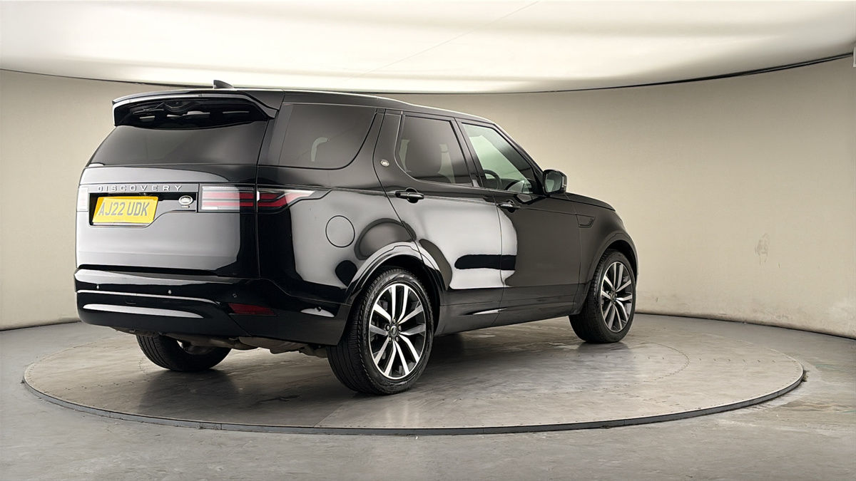 More views of Land Rover Discovery