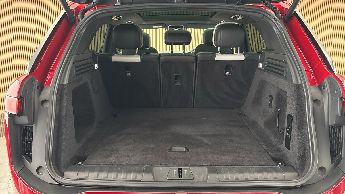 Land Rover Range Rover Sport Image 11