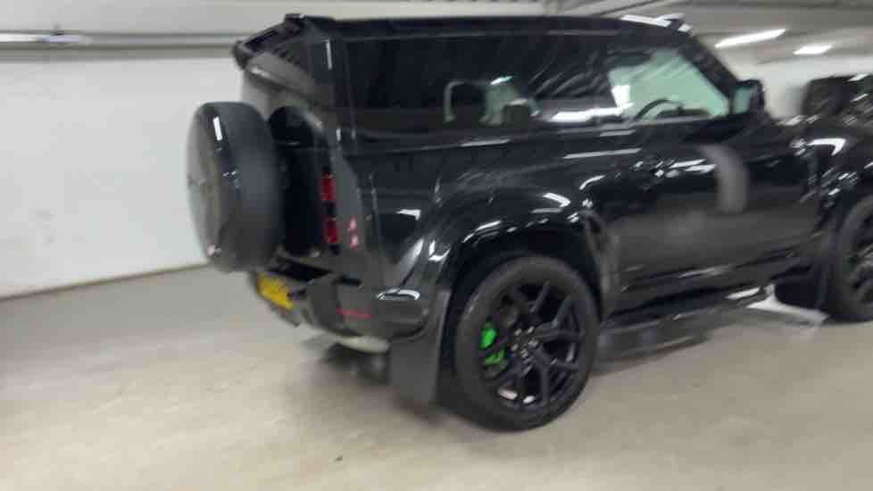 More views of Land Rover Defender 90