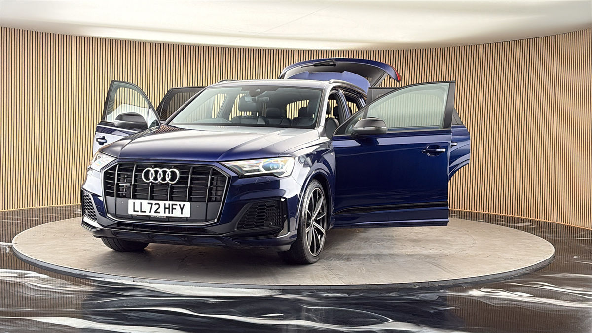 More views of Audi Q7